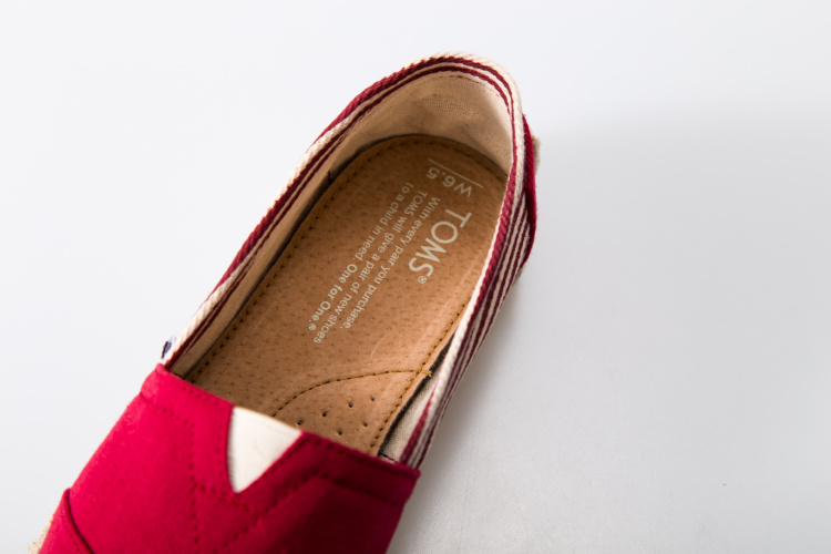 Toms香港經典紅色小條紋麻底女鞋 - 點擊圖片關閉