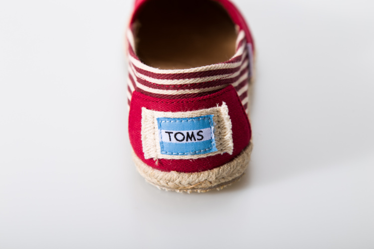 Toms香港經典紅色小條紋麻底女鞋 - 點擊圖片關閉