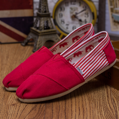 Toms香港時尚紅色條紋經典女鞋